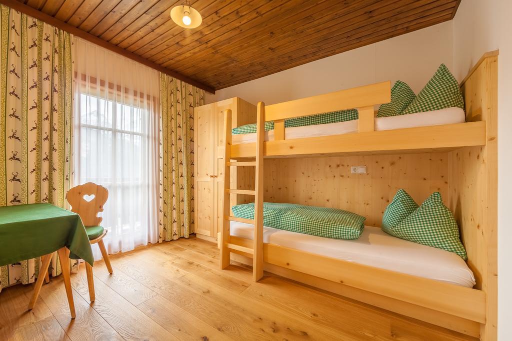 Berggasthaus Agritur Moserhof Брайес  Экстерьер фото